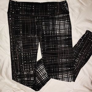 TUFF ATHLETICS//LEGGINGS